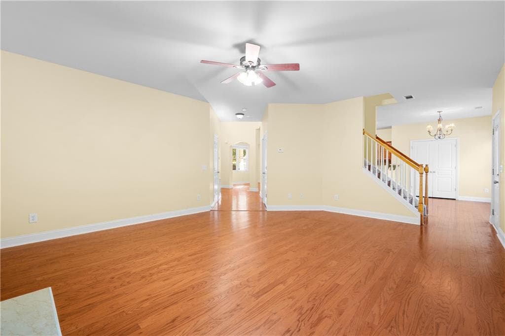 4 bedroom, 4 bathroom, 2,600 sq ft single family residence for sale at 1943 Thomas Pointe Trace, Lawrenceville, GA 30043 — photo 9