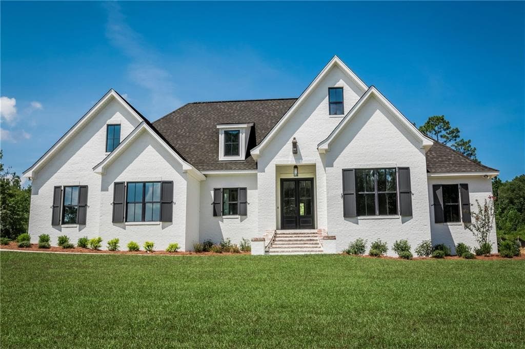 4 bedroom, 4 bathroom, 3,200 sq ft single family residence under contract at 131 Martins Cemetery Road, Carrollton, GA 30117