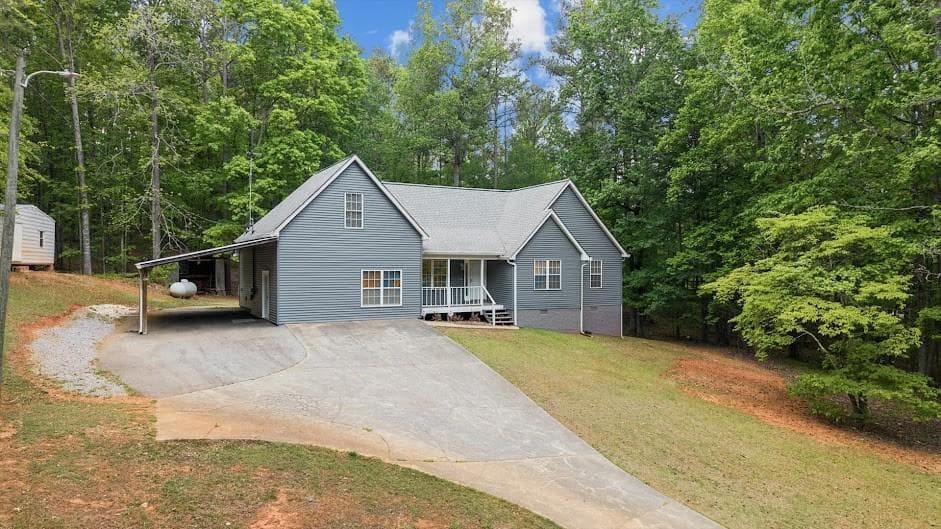 4 bedroom, 3 bathroom, 2,389 sq ft single family residence for sale at 7908 Lambert Road, Winston, GA 30187 — photo 5
