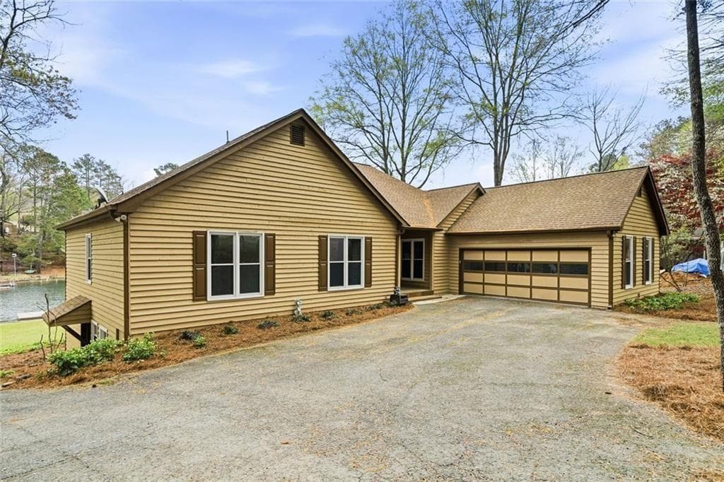 215 White Antelope Street, Waleska, GA 30183 — most recent listing photo