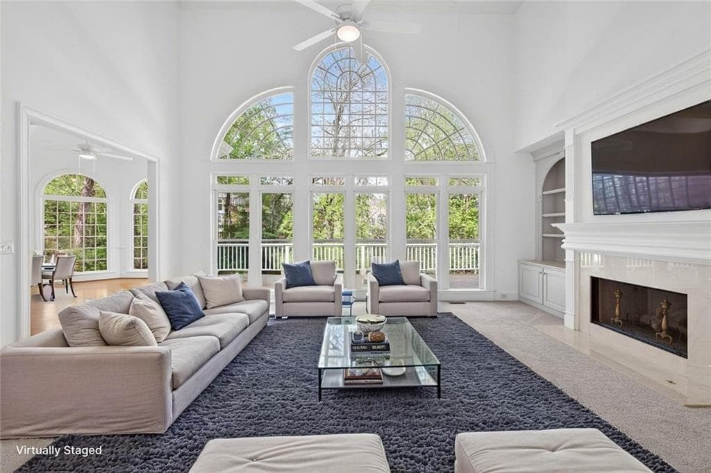 5 bedroom, 4 bathroom, 4,331 sq ft single family residence under contract at 6130 Banbury Court, Suwanee, GA 30024 — photo 3