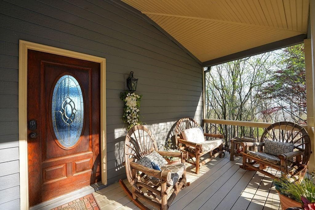 3 bedroom, 3 bathroom, 2,552 sq ft single family residence for sale at 1142 Ridgeview Drive, Jasper, GA 30143 — photo 6