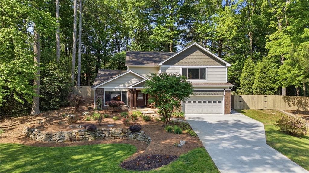 2731 Georgian Court, Marietta, GA 30068 — most recent listing photo