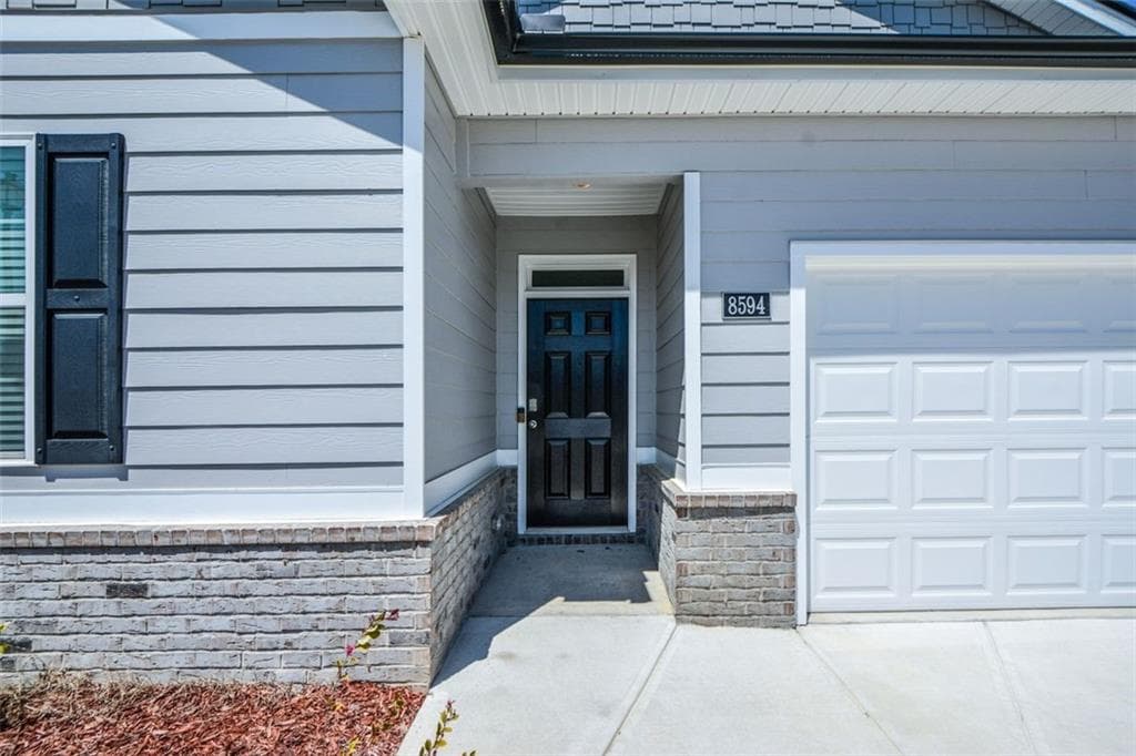 3 bedroom, 2 bathroom, 1,473 sq ft single family residence under contract at 8594 Seabiscuit Road, Lithonia, GA 30058 — photo 4