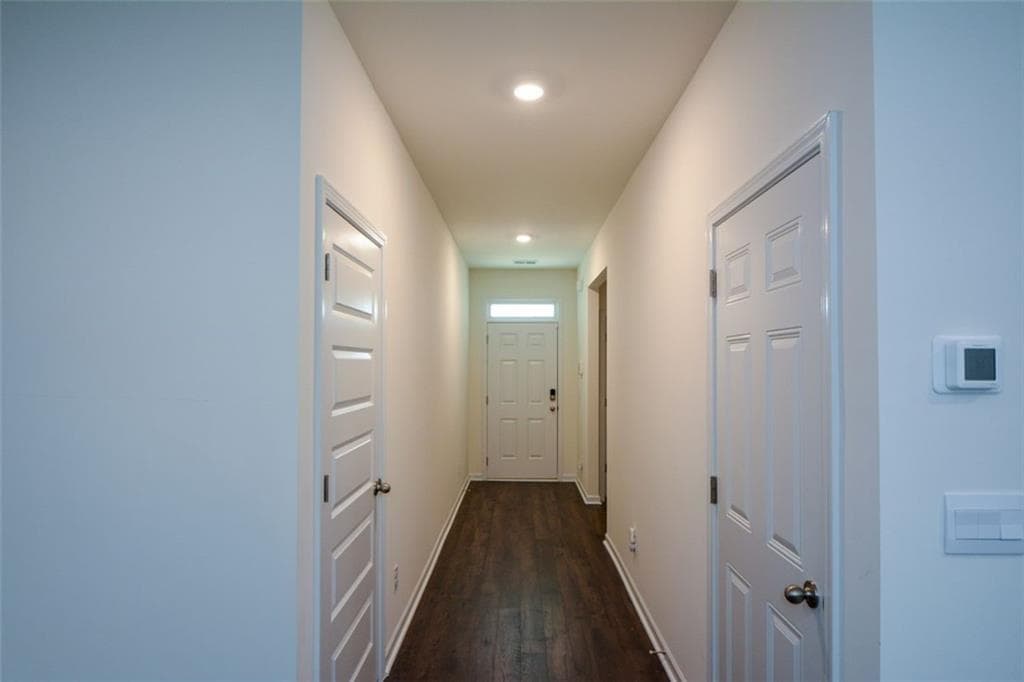 3 bedroom, 2 bathroom, 1,473 sq ft single family residence under contract at 8594 Seabiscuit Road, Lithonia, GA 30058 — photo 6