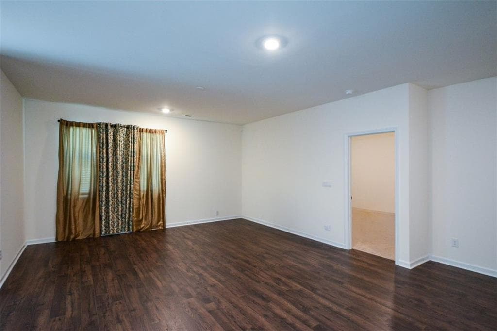 3 bedroom, 2 bathroom, 1,473 sq ft single family residence under contract at 8594 Seabiscuit Road, Lithonia, GA 30058 — photo 7