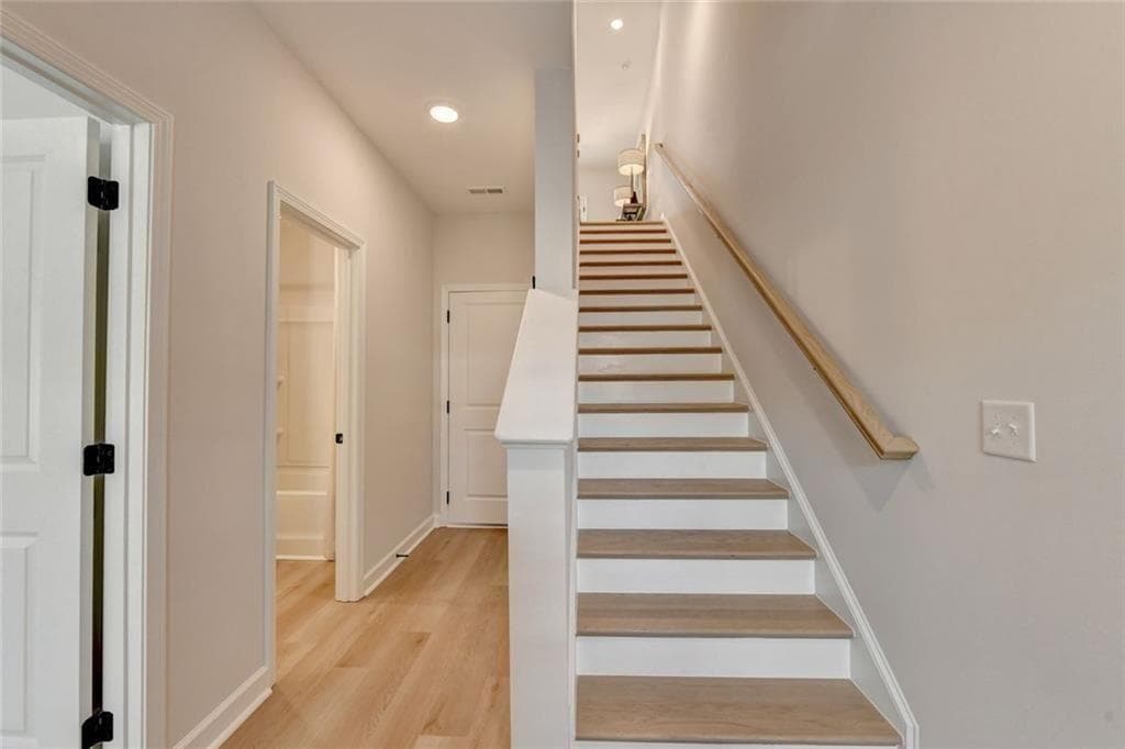 3 bedroom, 4 bathroom, 1,824 sq ft townhouse for sale at 1927 Audra Alley, Kennesaw, GA 30144 — photo 4