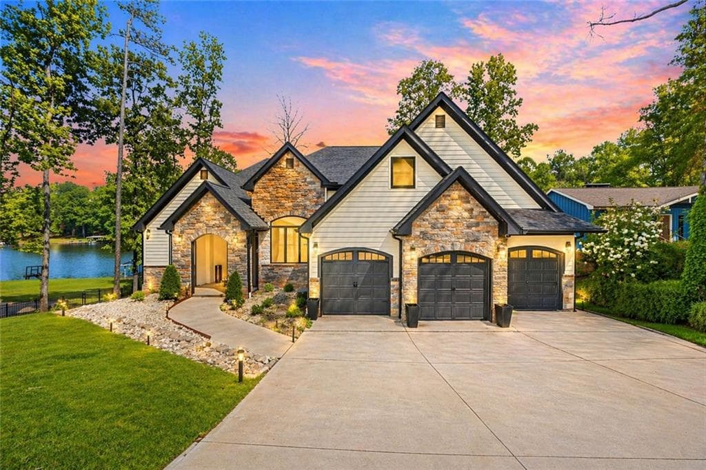 2021 Lakeview Parkway, Villa Rica, GA 30180 — most recent listing photo