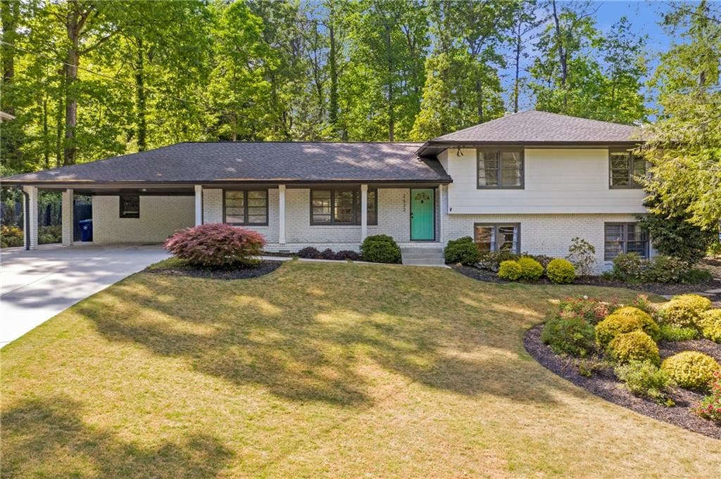 5 bedroom, 3 bathroom, 2,720 sq ft single family residence sold at 2632 Hawthorne Place, Atlanta, GA 30345