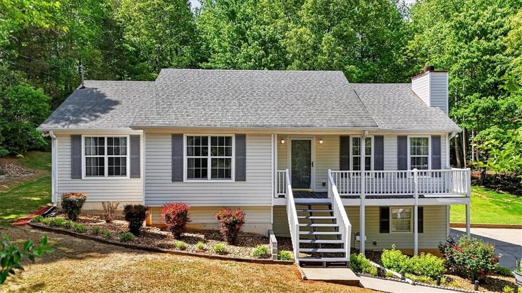 3 bedroom, 2 bathroom, 1,222 sq ft single family residence for sale at 402 Deer Run, Jasper, GA 30143