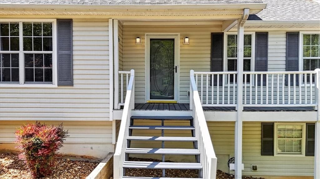 3 bedroom, 2 bathroom, 1,222 sq ft single family residence for sale at 402 Deer Run, Jasper, GA 30143 — photo 4