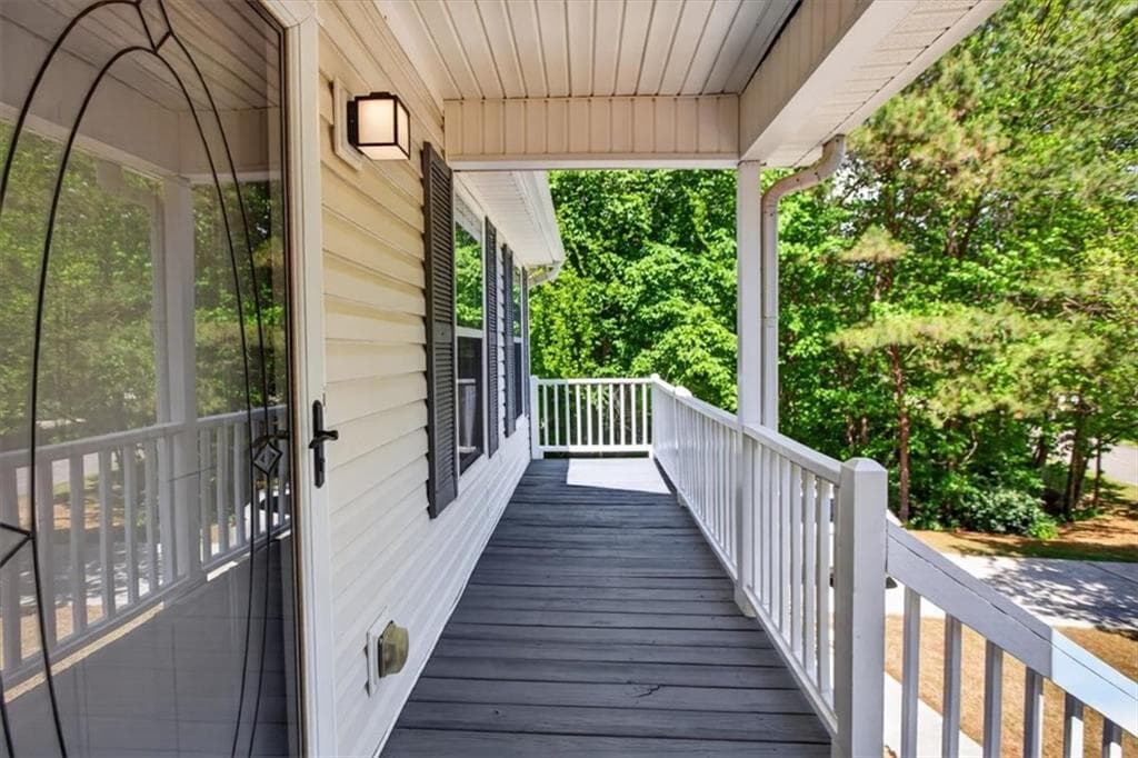3 bedroom, 2 bathroom, 1,222 sq ft single family residence for sale at 402 Deer Run, Jasper, GA 30143 — photo 6
