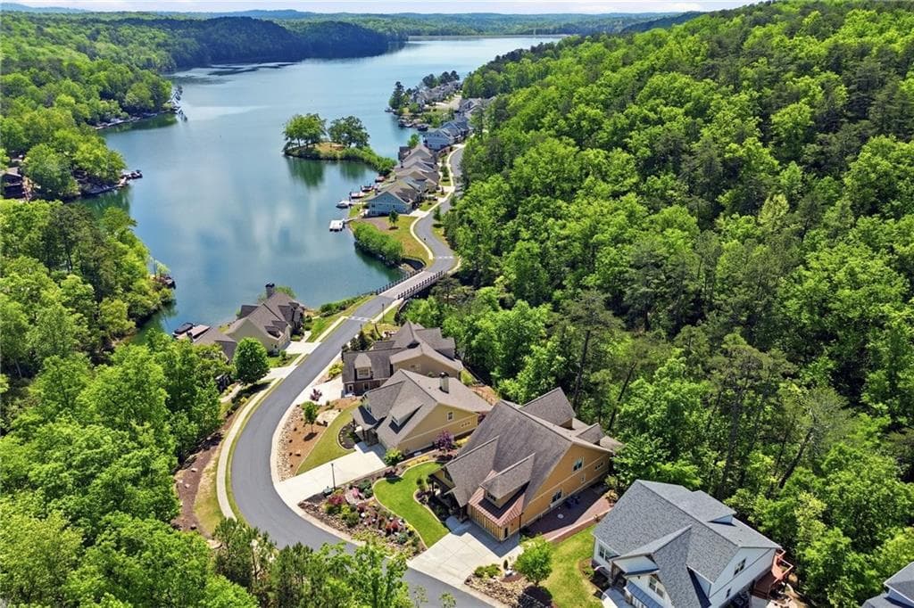 4 bedroom, 4 bathroom, 3,283 sq ft single family residence for sale at 114 Sunset Peak Court, Waleska, GA 30183 — photo 9