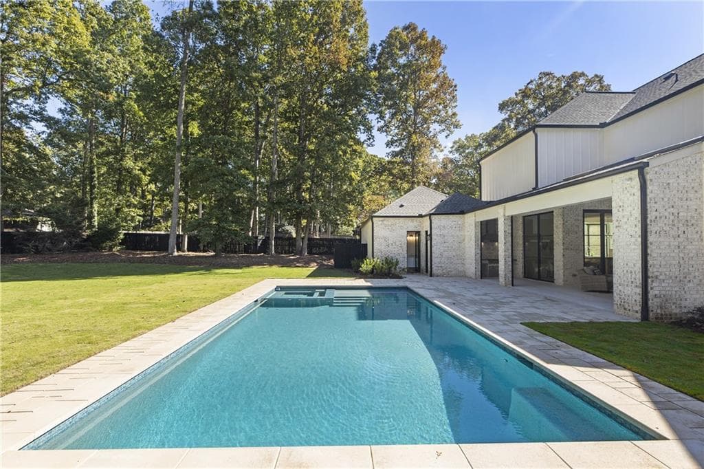 6 bedroom, 8 bathroom single family residence for sale at 141 North Trace, Alpharetta, GA 30009 — photo 5