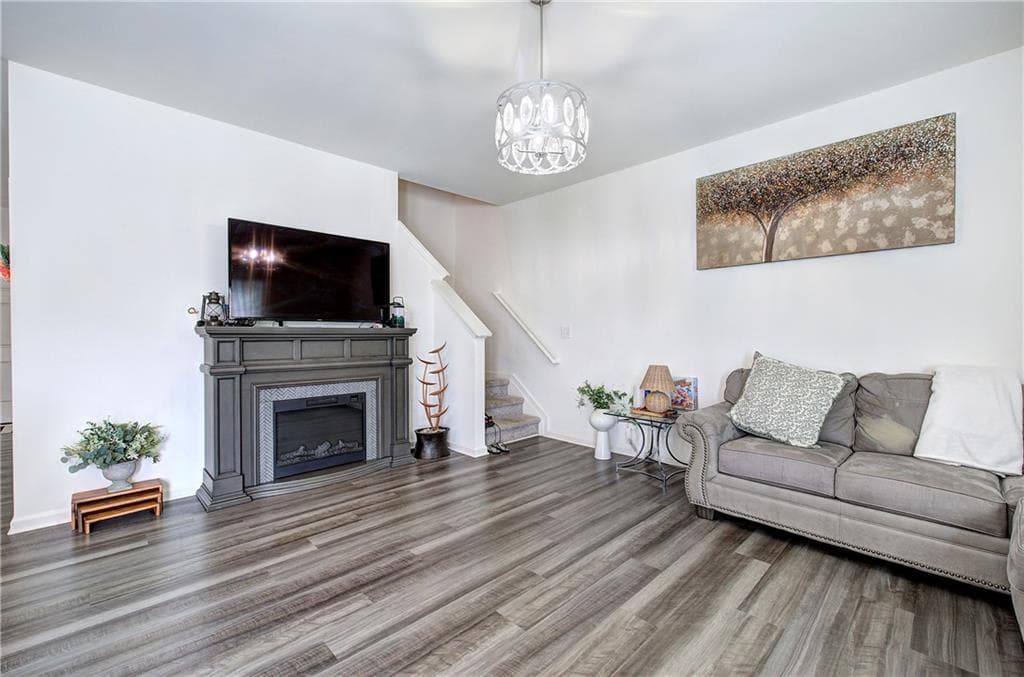 4 bedroom, 3 bathroom, 2,132 sq ft single family residence for sale at 138 Verona Drive, Cartersville, GA 30120 — photo 8
