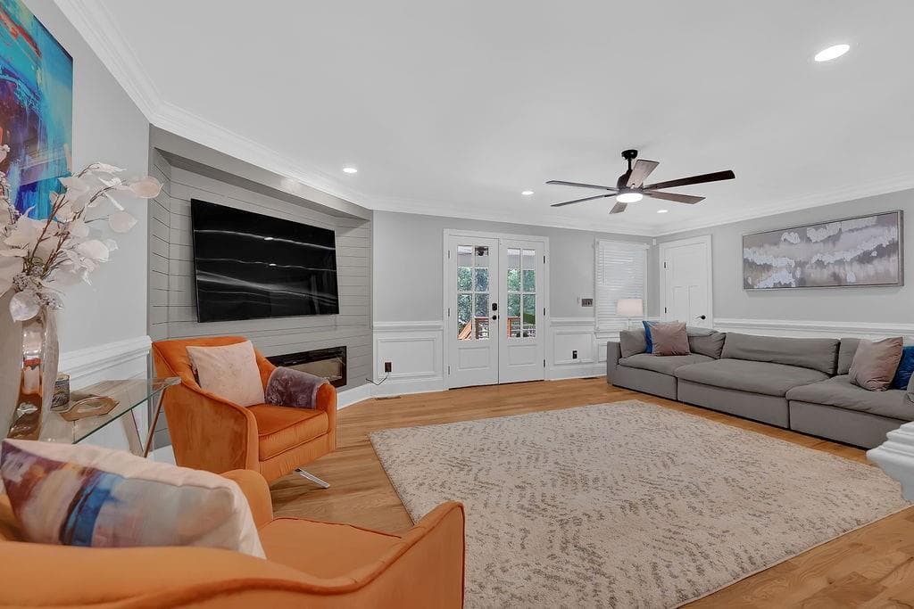 5 bedroom, 4 bathroom, 1,923 sq ft single family residence under contract at 3525 Ebenezer Road, Conyers, GA 30094 — photo 6