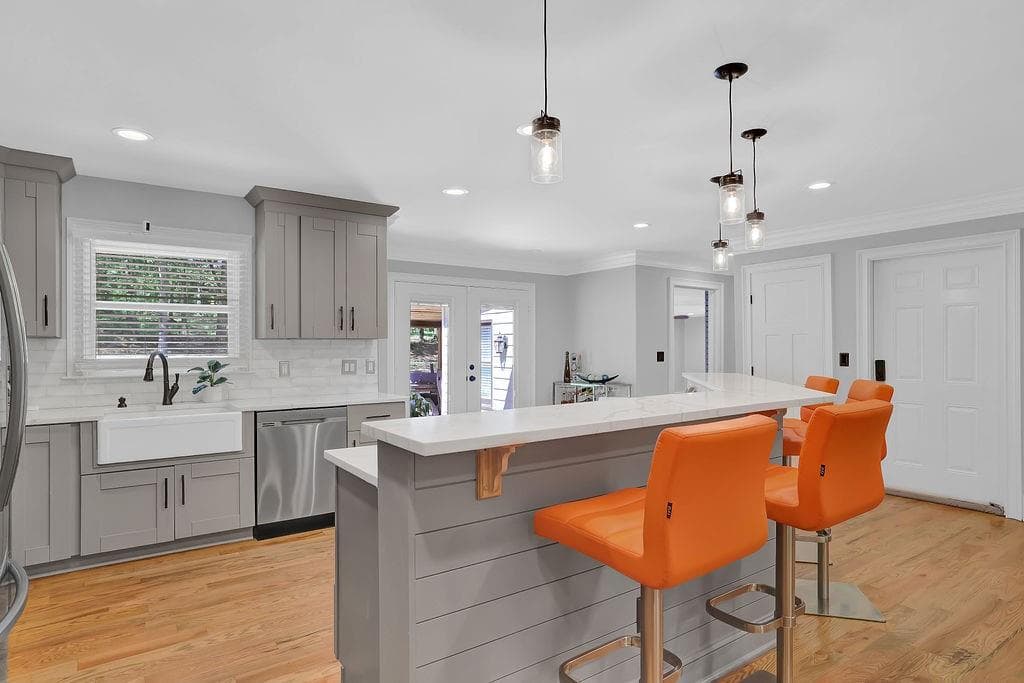 5 bedroom, 4 bathroom, 1,923 sq ft single family residence under contract at 3525 Ebenezer Road, Conyers, GA 30094 — photo 9