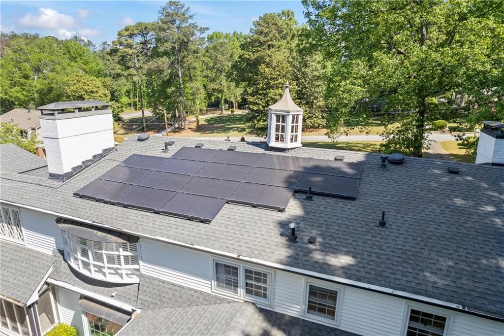 5 bedroom, 6 bathroom, 5,856 sq ft single family residence for sale at 4610 Orkney Lane, Atlanta, GA 30331 — photo 5