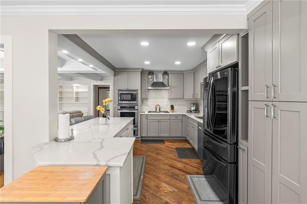 5 bedroom, 6 bathroom, 5,856 sq ft single family residence for sale at 4610 Orkney Lane, Atlanta, GA 30331 — photo 10