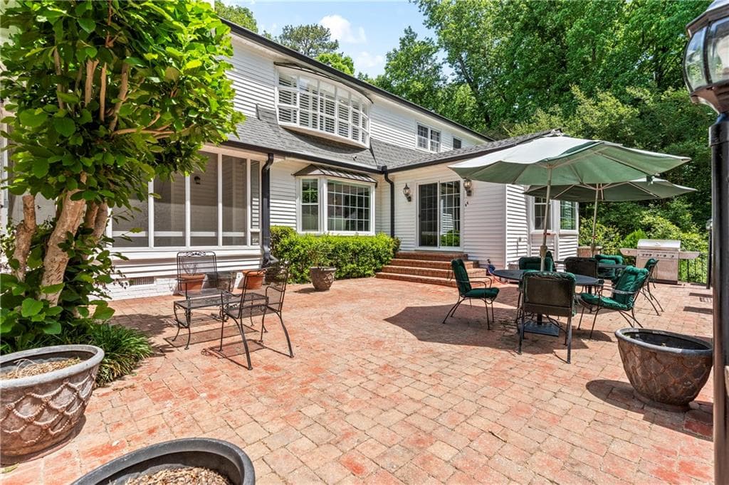 5 bedroom, 6 bathroom, 5,856 sq ft single family residence for sale at 4610 Orkney Lane, Atlanta, GA 30331 — photo 6