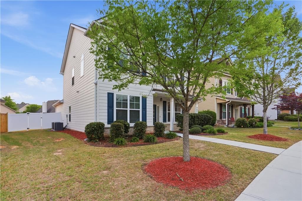 4 bedroom, 3 bathroom, 2,104 sq ft single family residence for sale at 4681 Sweetwater Avenue, Powder Springs, GA 30127 — photo 6