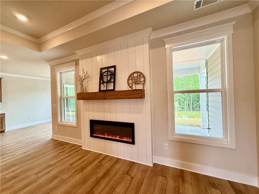 3 bedroom, 3 bathroom, 1,868 sq ft single family residence under contract at 5503 Tullis Drive, Gainesville, GA 30507 — photo 8