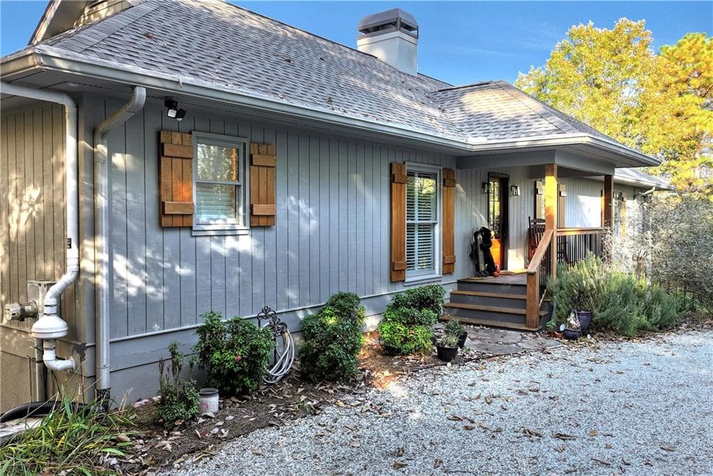 3 bedroom, 3 bathroom, 2,844 sq ft single family residence under contract at 962 Woodbrier, Sautee Nacoochee, GA 30571 — photo 4