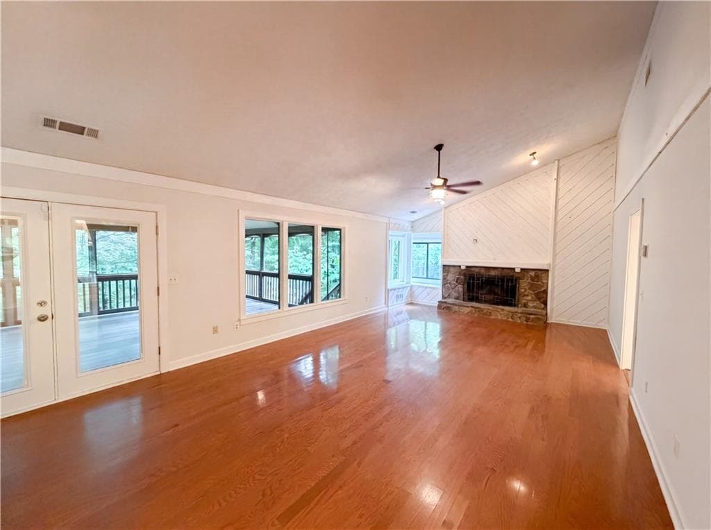 4 bedroom, 3 bathroom, 2,701 sq ft single family residence for sale at 4958 Scotts Creek Trail, Peachtree Corners, GA 30096 — photo 3