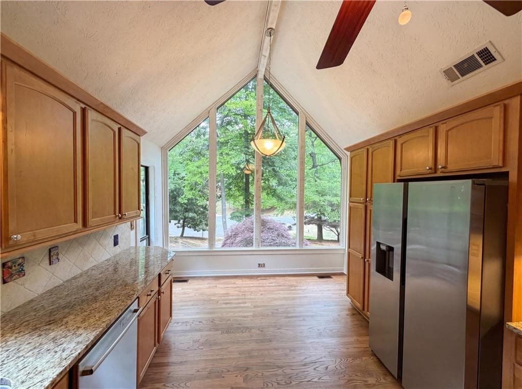 4 bedroom, 3 bathroom, 2,701 sq ft single family residence for sale at 4958 Scotts Creek Trail, Peachtree Corners, GA 30096 — photo 6