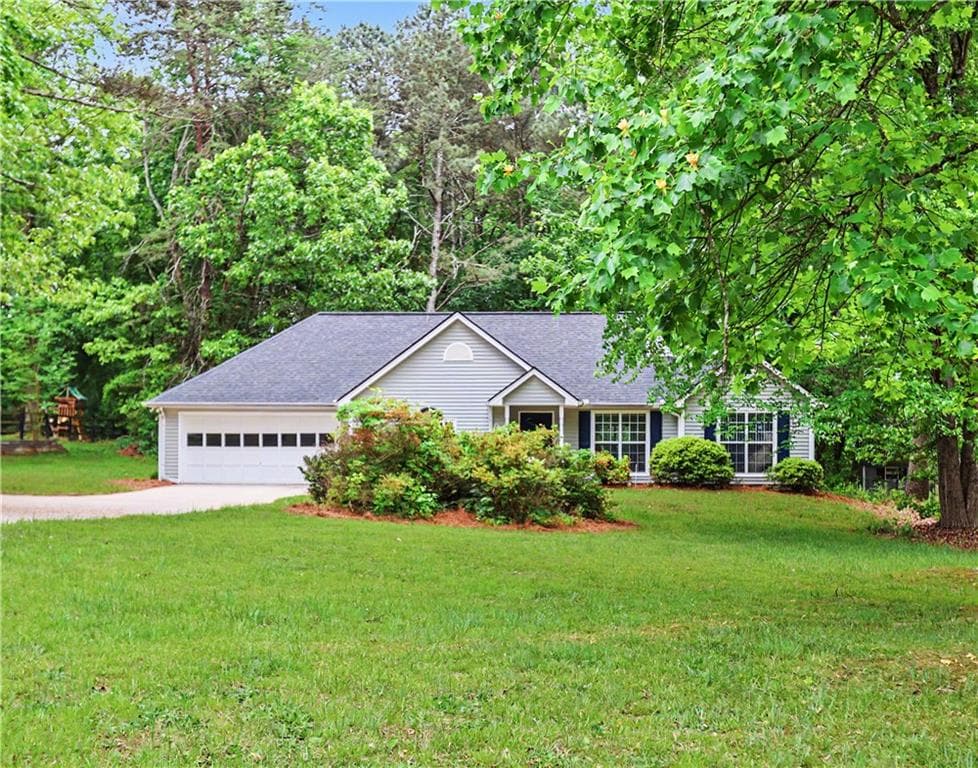2365 Holly Branch Drive, Cumming, GA 30040 — most recent listing photo