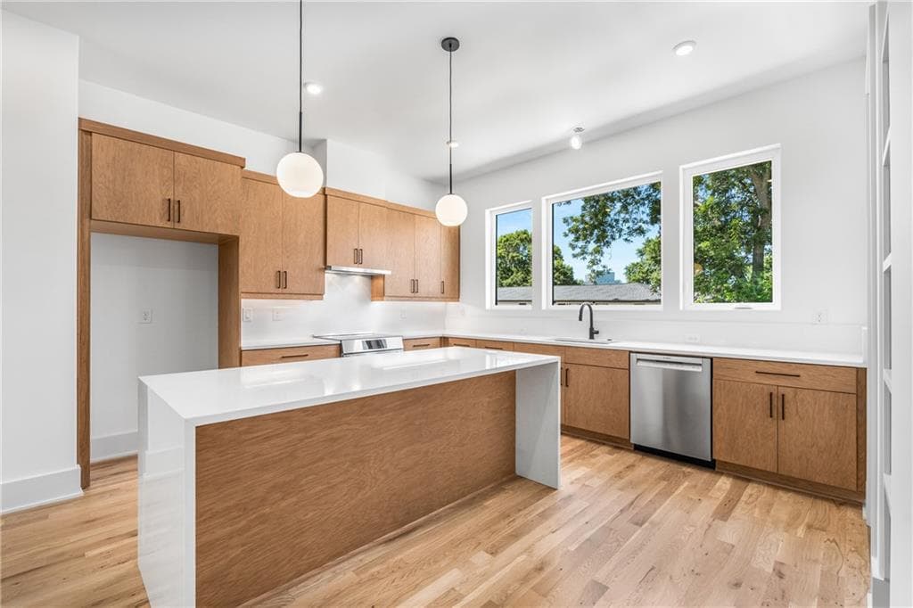 3 bedroom, 4 bathroom, 1,988 sq ft townhouse for sale at 404 Linden Avenue 25, Atlanta, GA 30308 — photo 4