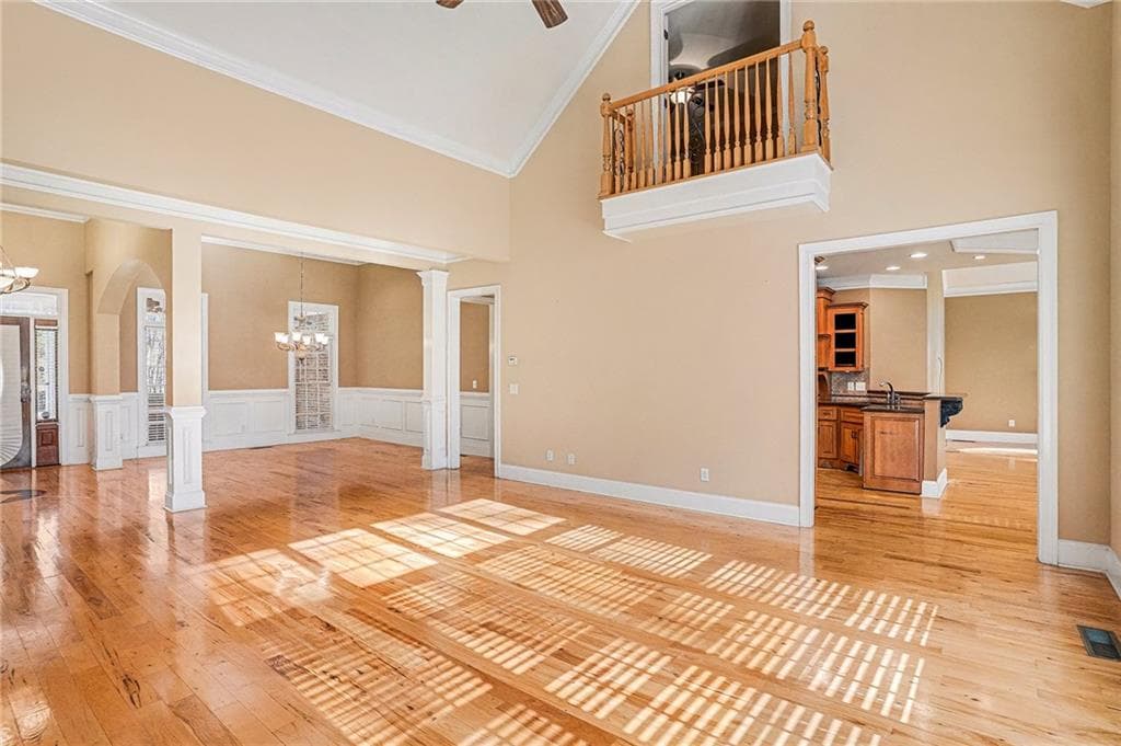 5 bedroom, 4 bathroom, 3,894 sq ft single family residence for sale at 390 Glengarry Chase, Covington, GA 30014 — photo 6