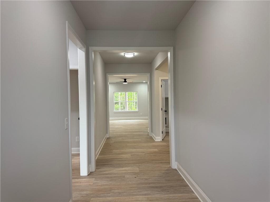 3 bedroom, 2 bathroom, 1,700 sq ft single family residence for sale at 2057 N. Hicks Rd., Toccoa, GA 30577 — photo 4