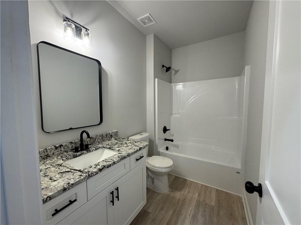 3 bedroom, 2 bathroom, 1,700 sq ft single family residence for sale at 2057 N. Hicks Rd., Toccoa, GA 30577 — photo 6