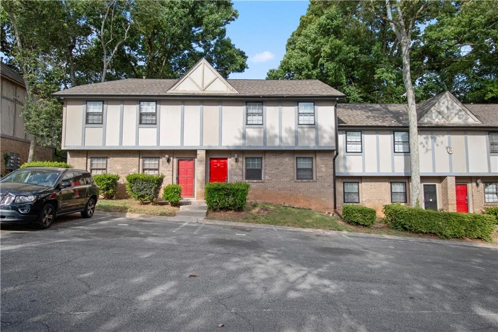 3 bedroom, 3 bathroom, 1,380 sq ft condominium for sale at 1150 Rankin Street 2K, Stone Mountain, GA 30083 — photo 1 of 23