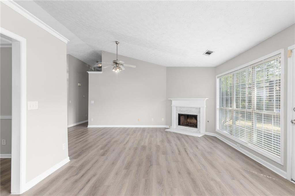 3 bedroom, 2 bathroom, 1,402 sq ft single family residence for rent at 2110 Racquet Club Circle, Lawrenceville, GA 30043 for $2,150 a month — photo 4