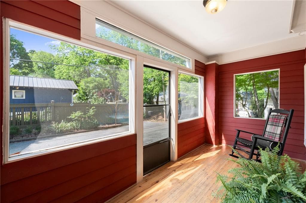 2 bedroom, 2 bathroom, 950 sq ft single family residence for sale at 209 Hampshire Avenue, Decatur, GA 30030 — photo 6