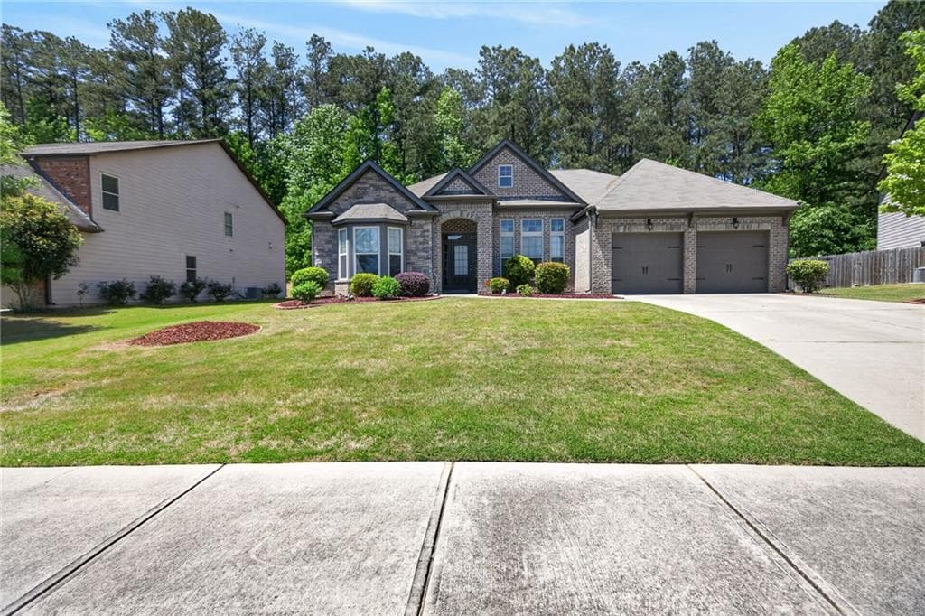 3 bedroom, 2 bathroom, 2,414 sq ft single family residence sold at 5688 Walnut Mill Lane, Powder Springs, GA 30127