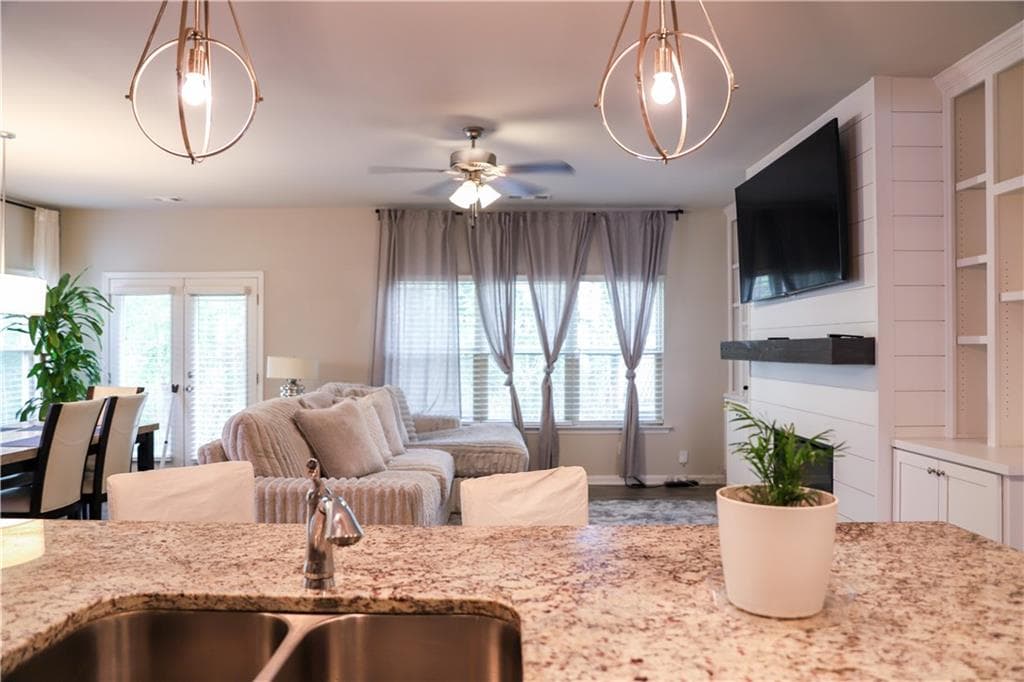 3 bedroom, 3 bathroom, 2,032 sq ft townhouse for rent at 402 Mulberry Row, Atlanta, GA 30354 for $2,450 a month — photo 5