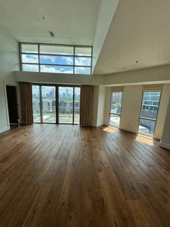 2 bedroom, 2 bathroom, 1,210 sq ft condominium for sale at 1100 Howell Mill Road 913, Atlanta, GA 30318 — photo 6