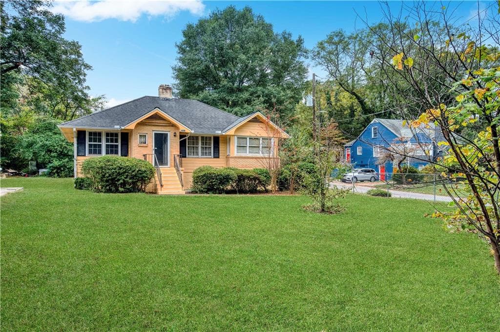 2 bedroom, 2 bathroom, 1,456 sq ft single family residence for sale at 1778 Campbellton Road, Atlanta, GA 30311 — photo 5