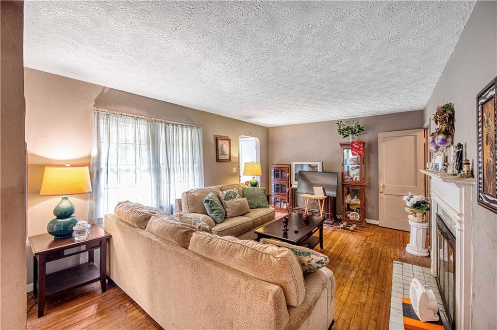 2 bedroom, 2 bathroom, 1,456 sq ft single family residence for sale at 1778 Campbellton Road, Atlanta, GA 30311 — photo 10
