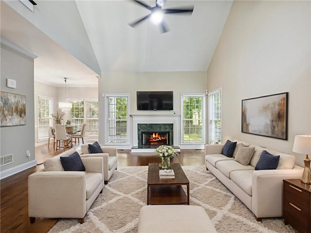 3 bedroom, 3 bathroom, 1,707 sq ft single family residence for sale at 2348 Logan Circle, Brookhaven, GA 30319 — photo 3