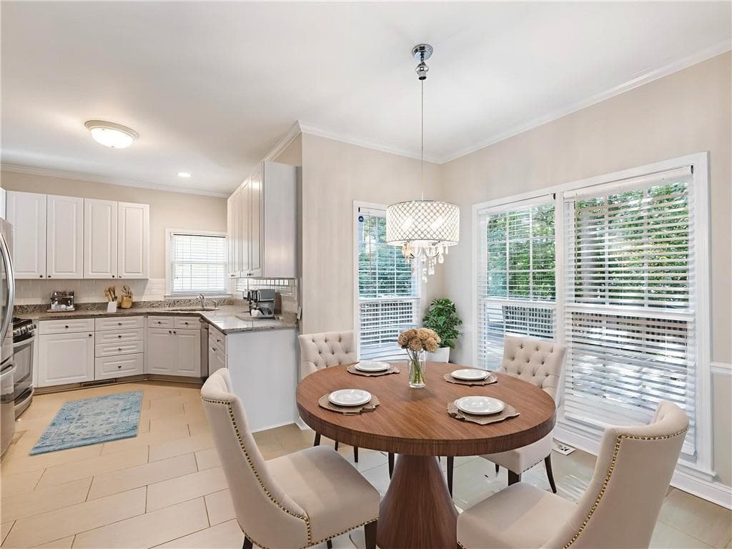 3 bedroom, 3 bathroom, 1,707 sq ft single family residence for sale at 2348 Logan Circle, Brookhaven, GA 30319 — photo 4