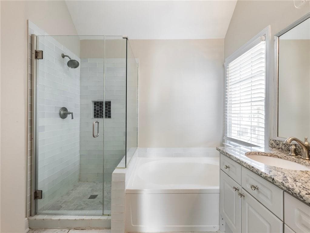 3 bedroom, 3 bathroom, 1,707 sq ft single family residence for sale at 2348 Logan Circle, Brookhaven, GA 30319 — photo 9