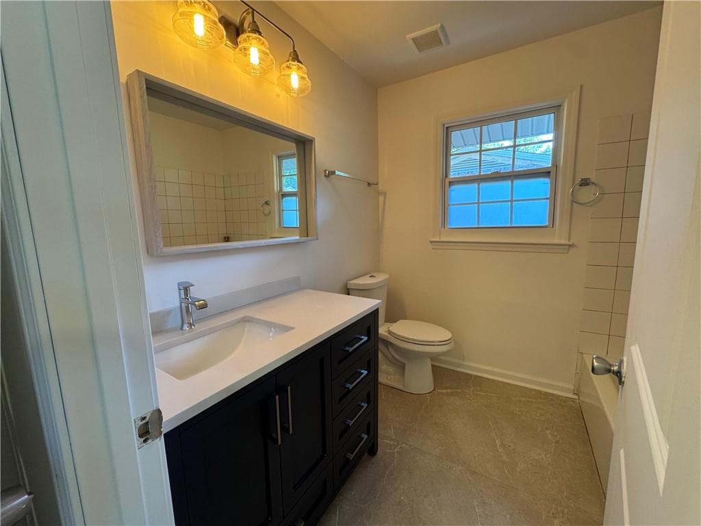3 bedroom, 2 bathroom, 1,611 sq ft duplex for rent at 995 Fleetwood Circle, Atlanta, GA 30311 for $2,300 a month — photo 6