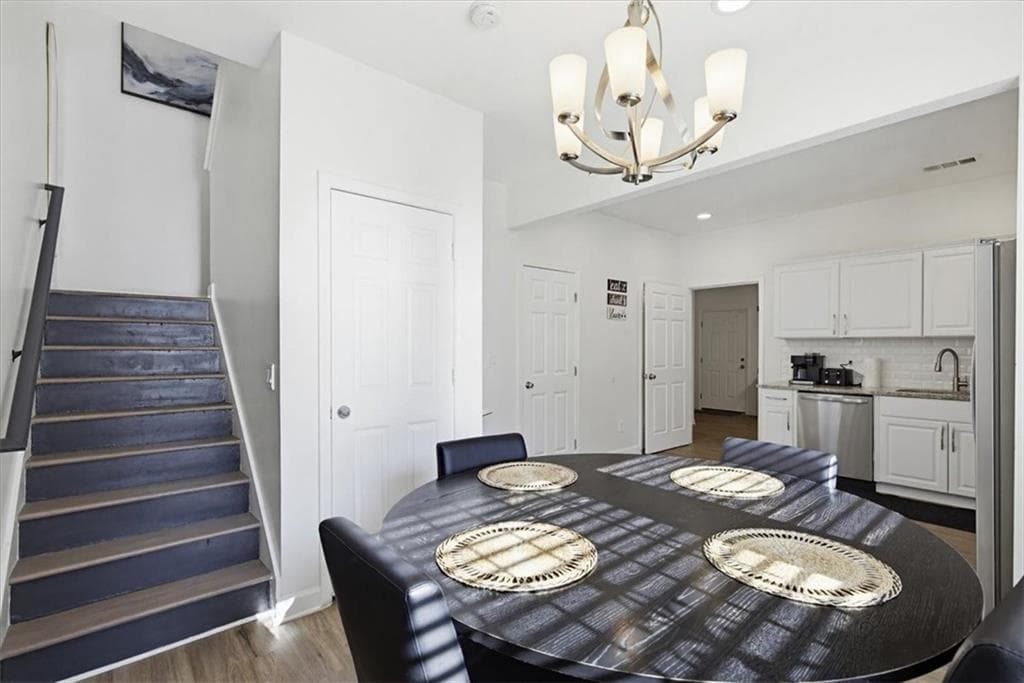 4 bedroom, 3 bathroom, 1,663 sq ft single family residence for sale at 1967 Detroit Avenue, Atlanta, GA 30314 — photo 10