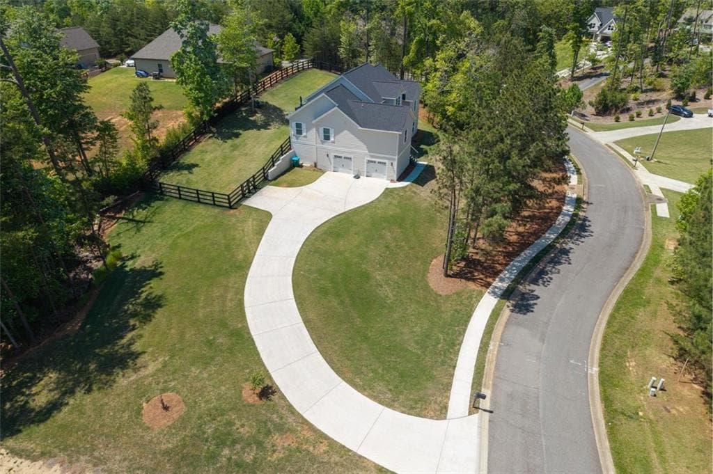 4 bedroom, 3 bathroom, 2,370 sq ft single family residence for sale at 939 Whistler Lane, Canton, GA 30114 — photo 4
