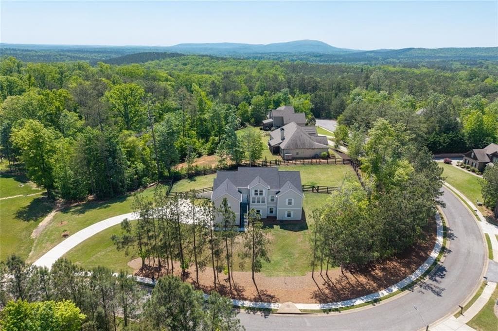 4 bedroom, 3 bathroom, 2,370 sq ft single family residence for sale at 939 Whistler Lane, Canton, GA 30114 — photo 6