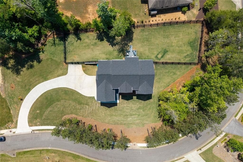 4 bedroom, 3 bathroom, 2,370 sq ft single family residence for sale at 939 Whistler Lane, Canton, GA 30114 — photo 7